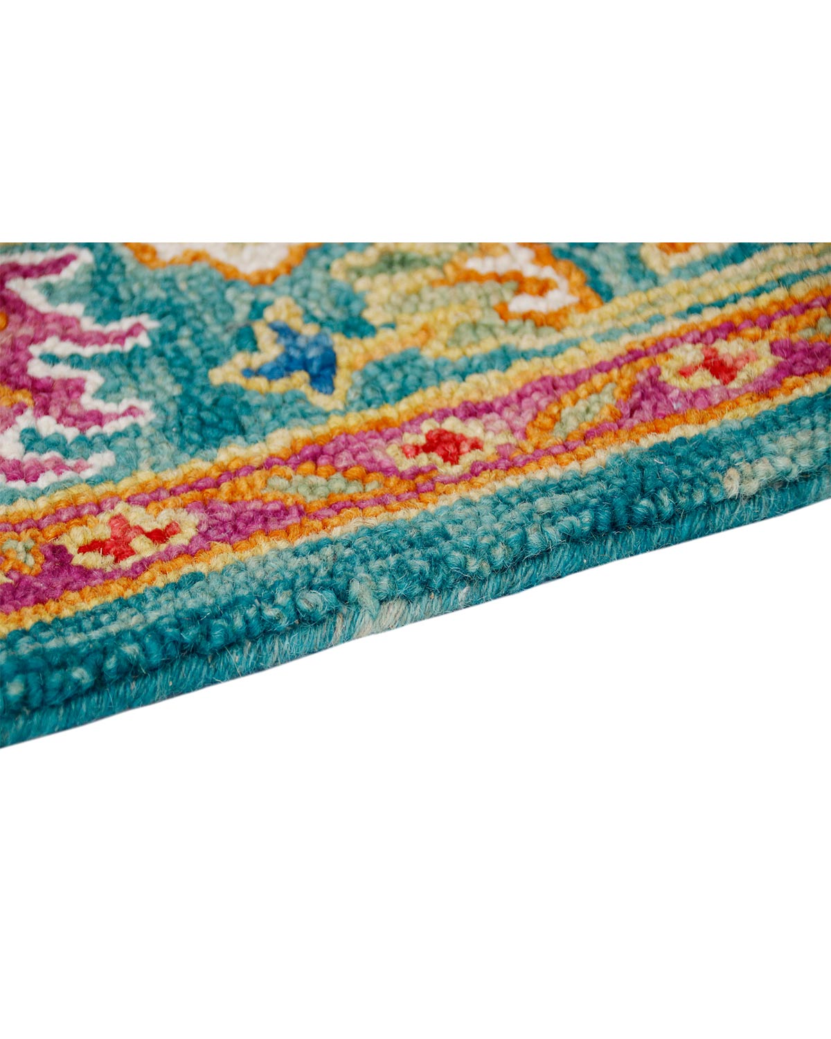 Hand-tufted Traditional Rug (INA-1061)